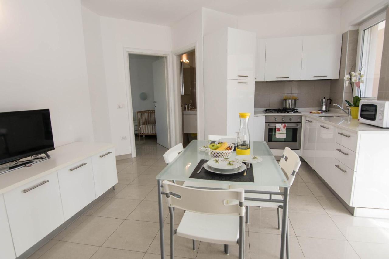 Appartamenti Laly Arco Bagian luar foto